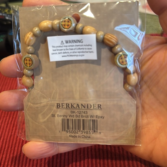 Wooden Bead Saint Benedict Bracelet with Cross and Oval Accents unisex nip - Picture 3 of 6